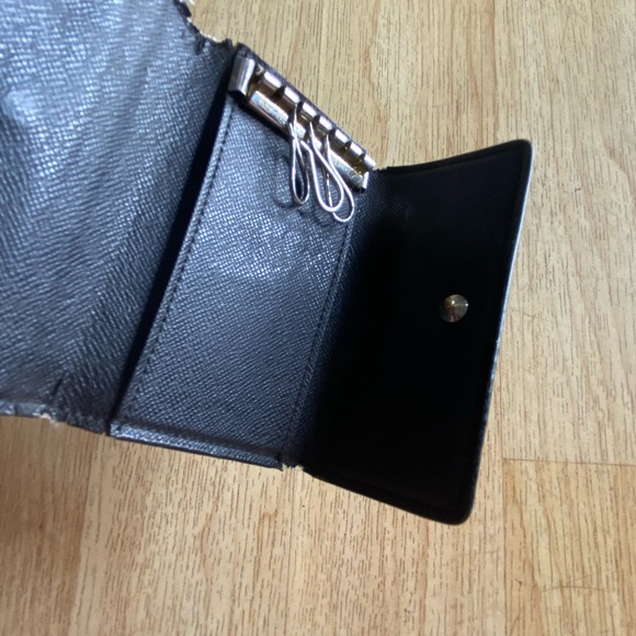 Louis Vuitton Daimer keychain wallet - Picture 6 of 8